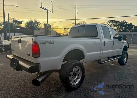 2004 Ford F350 Srw Super Duty z USA, uszkodzony, nr VIN 1FTSW31P74ED34393